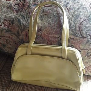 🌺KENNETH COLE Handbag